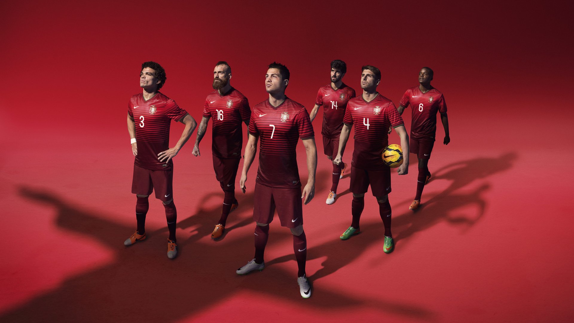 英格兰队在欧洲杯中创下单场最大胜利纪录，英格兰最近一次欧洲杯冠军